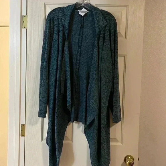 Exclusively Misook Open Cardigan - Picture 1 of 5